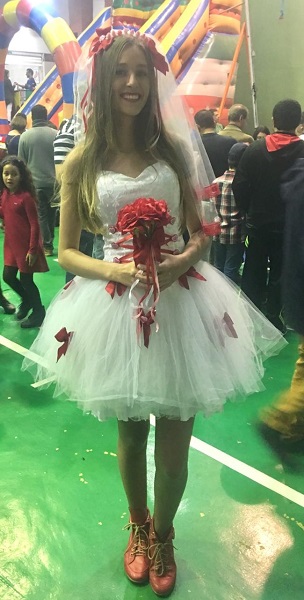 Festa Junina Noiva cora��o la�os vermelho -Cliente